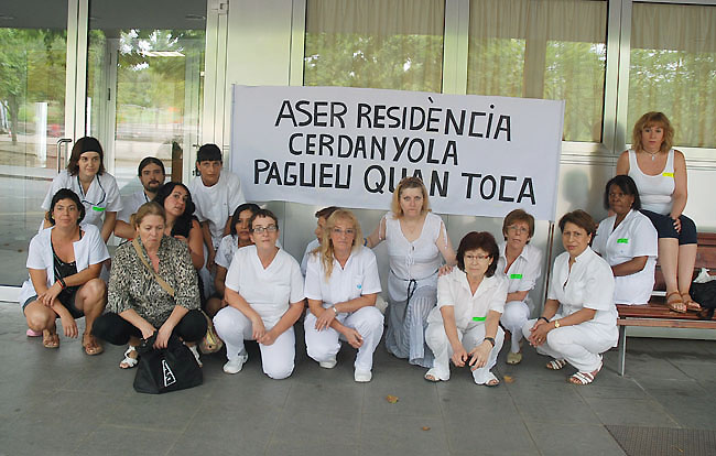 Protesta laboral a la residència de Canaletes