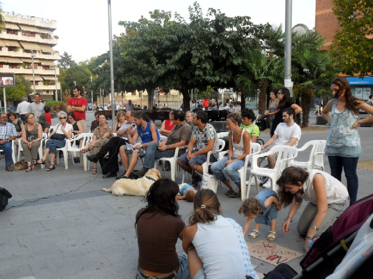 L’àgora defensa l’educació pública contra les retallades