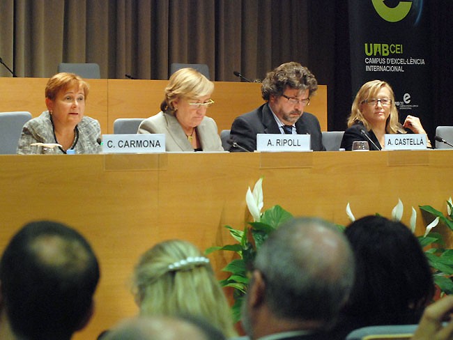 La UAB obre curs amb una crida a un finançament fiable