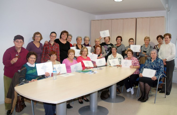 Lliurament de diplomes dels tallers de memòria per a la gent gran