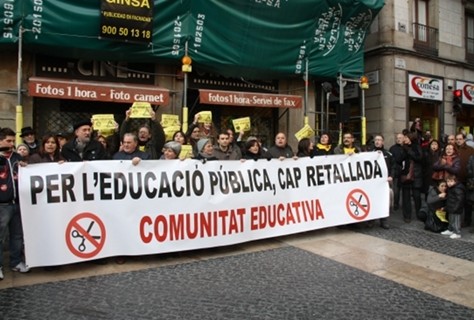 Crida a una jornada reivindicativa a escoles i instituts públics