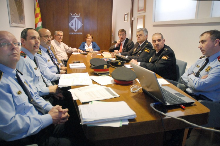 Els delictes i accidents baixen i les detencions augmenten durant l'any 2011