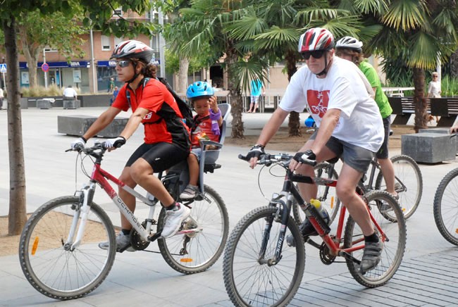330 ciclistes pels camins de la comarca