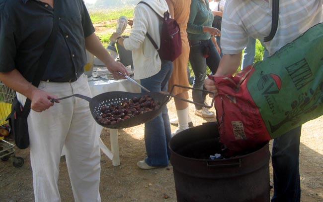 Avui castanyes, panellets i festa