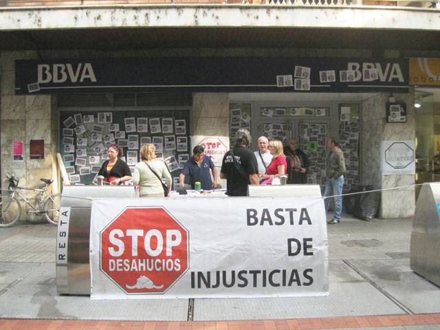 Els Afectats per la Hipoteca intensifiquen les protestes davant el BBVA