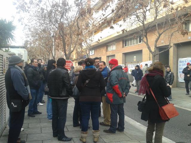 Aturat provisionalment el desnonament de la família d'en Javier Padilla