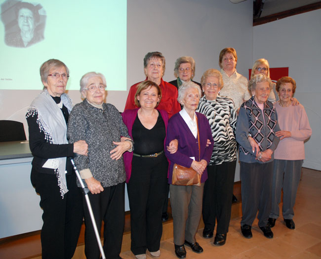 Homenatge a les cerdanyolenques d'abans i d'ara