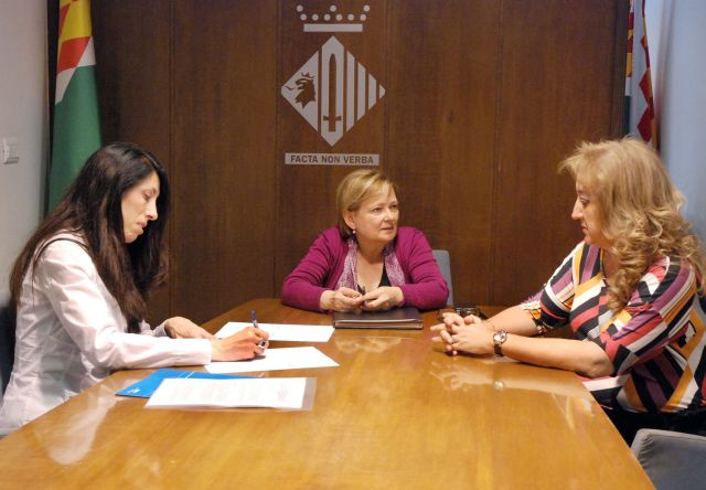 L'Ajuntament i la UAB col·laboren en el camp de la formació
