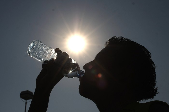 Moderació a l'exposar-se al sol: contra el cop de calor i per la protecció de la pell