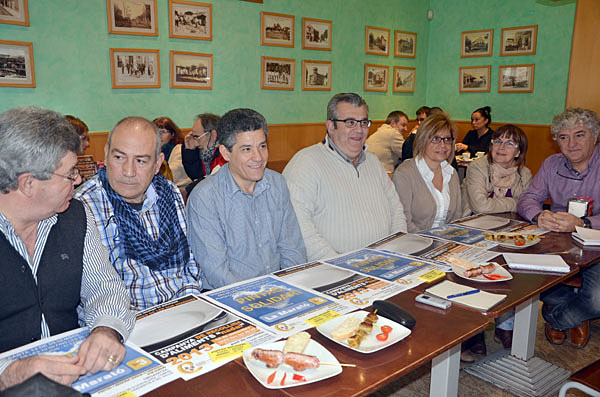 Pinxos solidaris amb la Marató de TV3 i el Banc d'aliments
