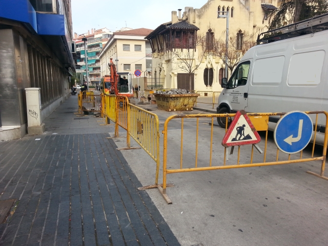 Tallat per obres el carrer de l'Església 