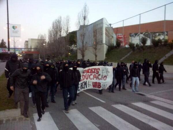 La UAB i els instituts es manifesten contra la LOMCE i en defensa de l'ensenyament públic