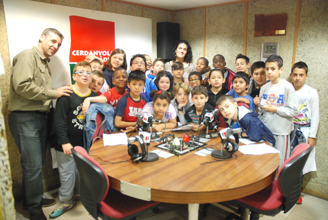 Programes escolars a Cerdanyola Ràdio. 4t. Escola Les Fontetes