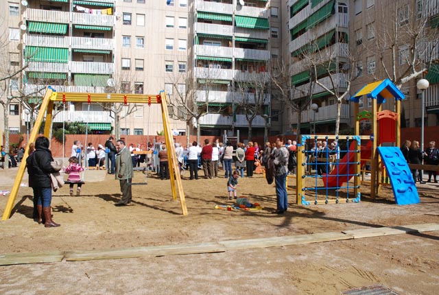 Comencen les obres a la plaça de l'Empordà