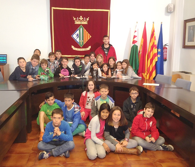 Programes escolars a Cerdanyola Ràdio. 4t Escola La Sínia B