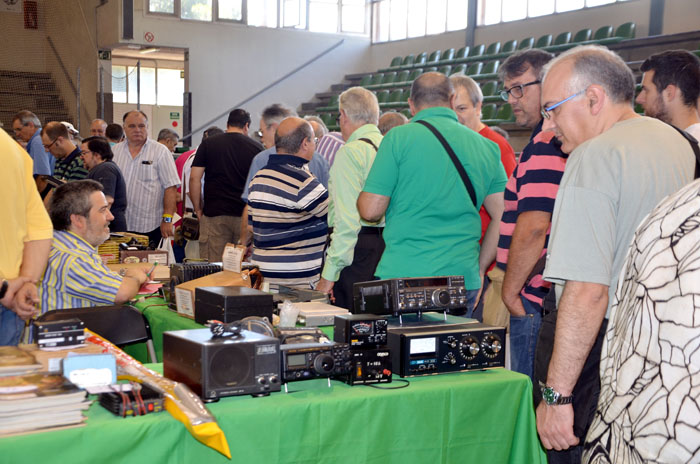 Gairebé 1.700 persones participen en la 21a edició de Merca Ham