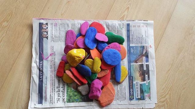 'Pedres contentes' o la importància de donar felicitat als altres