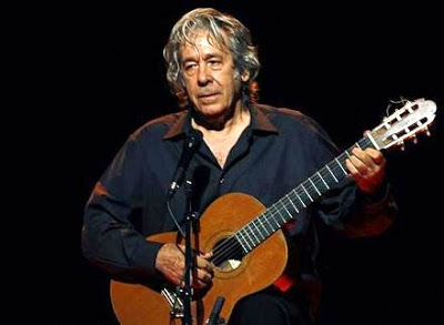 La UAB reconeix el paper de Paco Ibáñez en la divulgació de la poesia