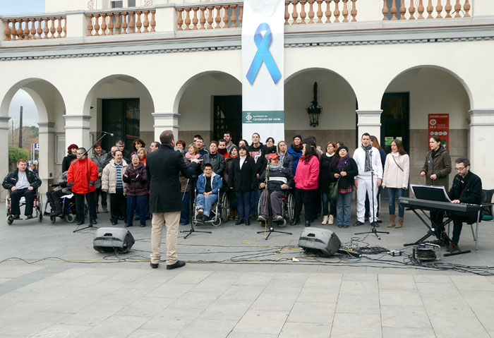 Cerdanyola commemora el Dia de les Persones amb Discapacitat demanant que la ciutat sigui acollidora i inclusiva