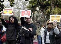 Els veïns de Cerdanyola reclamen unitat i solidaritat contra la violència