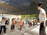 Inaugurat un cobert a la residència d'avis