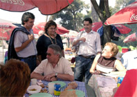 La gent gran acomiada les activitats lúdiques de l'estiu