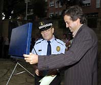 La tasca dels agents de la Policia Local rep l'agraïment municipal