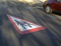 Nova senyalització per incrementar la seguretat dels escolars