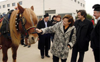 Montserrat Tura participa a la passada del tres Tombs