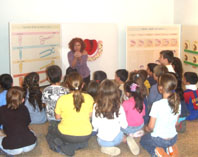 Salut Pública explica als nens de 6 anys la importància de la neteja bucodental