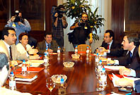 Acebes es compromet a cobrir les vacants policials abans del 2004