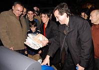Inauguració dels contenidors soterrats del sector Uralita