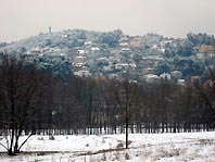 La neu va obligar a tallar la carretera d'Horta