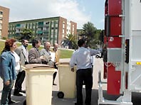 L'Ajuntament presenta dos nous camions per a la recollida orgànica