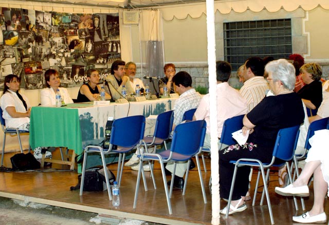 25 anys treballant per la dona