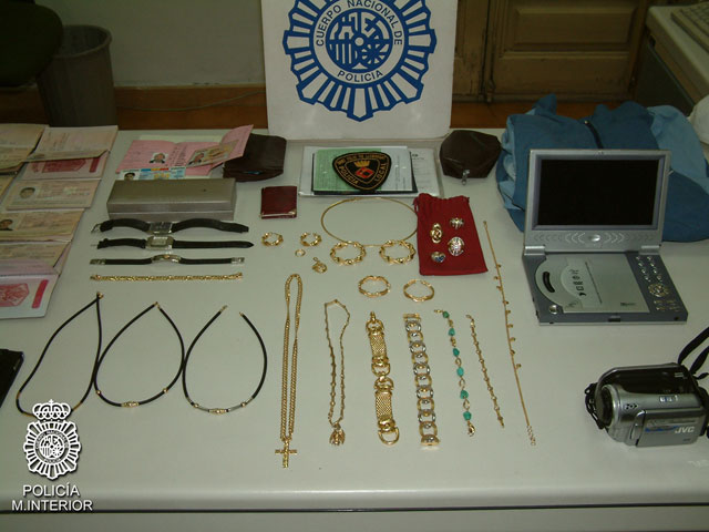 La Policia deté una banda d'atracadors de joieries