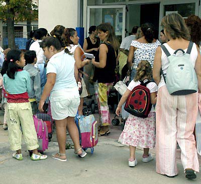 Comença el curs escolar de la sisena hora a Cerdanyola amb més de 5.200 alumnes i sense cap incidència