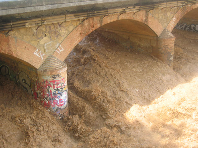 Les intenses pluges ocasionen diverses inundacions a Cerdanyola