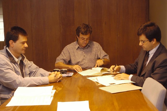 Firmat el conveni per a la construcció dels primers 117 habitatges protegits del Centre Direccional