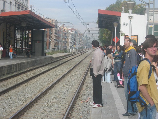 Les obres de l'AVE provoquen una avaria que causa retards i restriccions de servei a les línies de Rodalies Renfe que passen per Cerdanyola