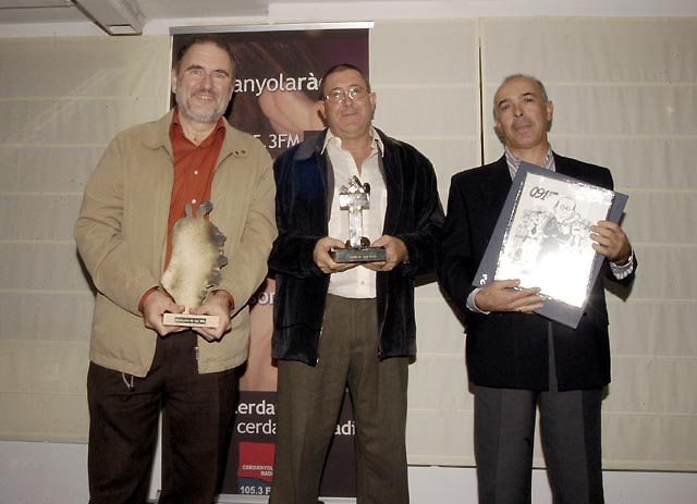 Isidre Grau i el Cerdanyola FC ja són els nous 'Cerdanyolencs de l'Any' i el comissari Samblás rep el premi Sant Martí