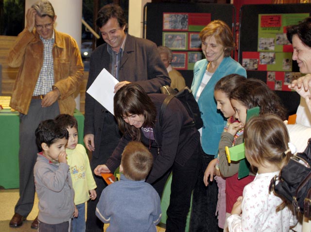 Bricolatge de mares i pares per educar tota la comunitat