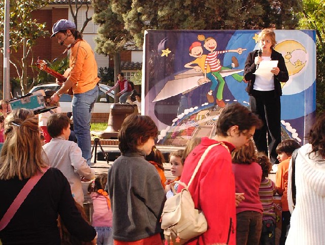Cerdanyola s’avança i celebra la Festa dels Drets dels infants a Sant Martí