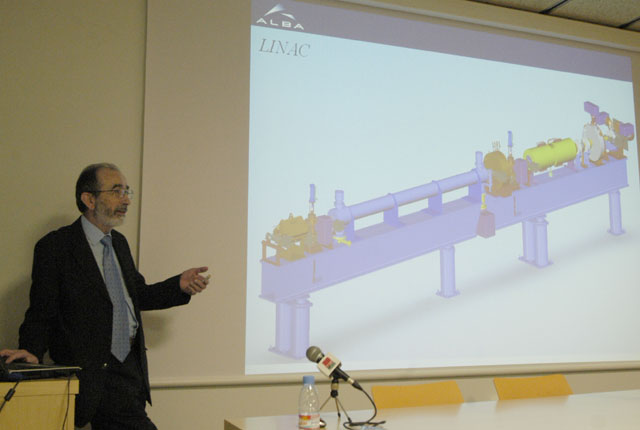 Entitats i empresaris de Cerdanyola s'apropen al Sincrotró