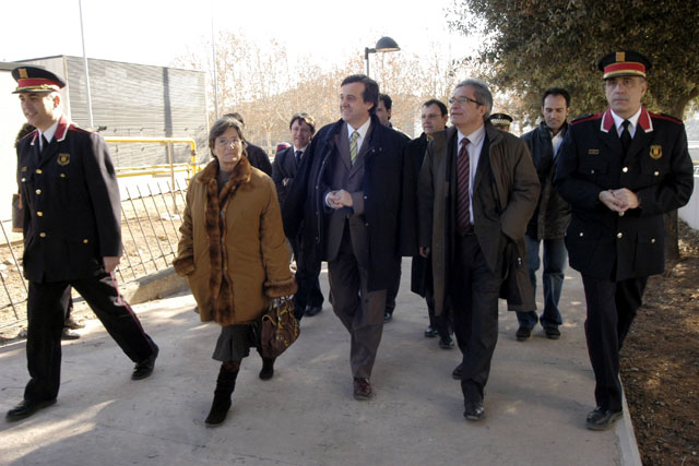 Saura afirma que Cerdanyola és una ciutat segura durant la jornada de portes obertes de la comissaria dels Mossos