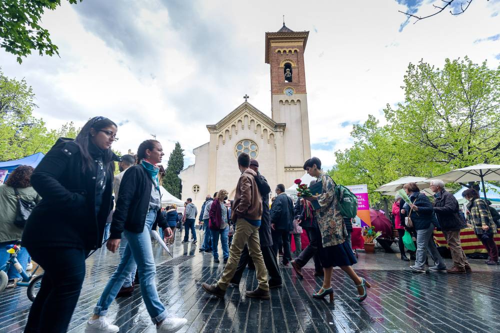 Lletres, flors i convivència, Sant Jordi pren l'Abat Oliba