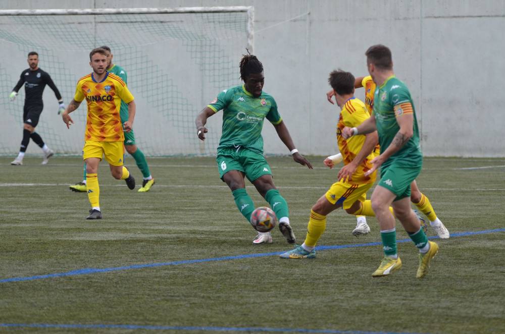 Cerdanyola - Lleida: Un partit sense ofensives (0-0)