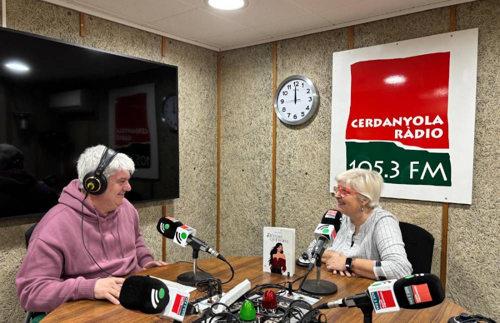 Isa Martos torna amb una novel·la romàntica que denuncia les relacions superficials