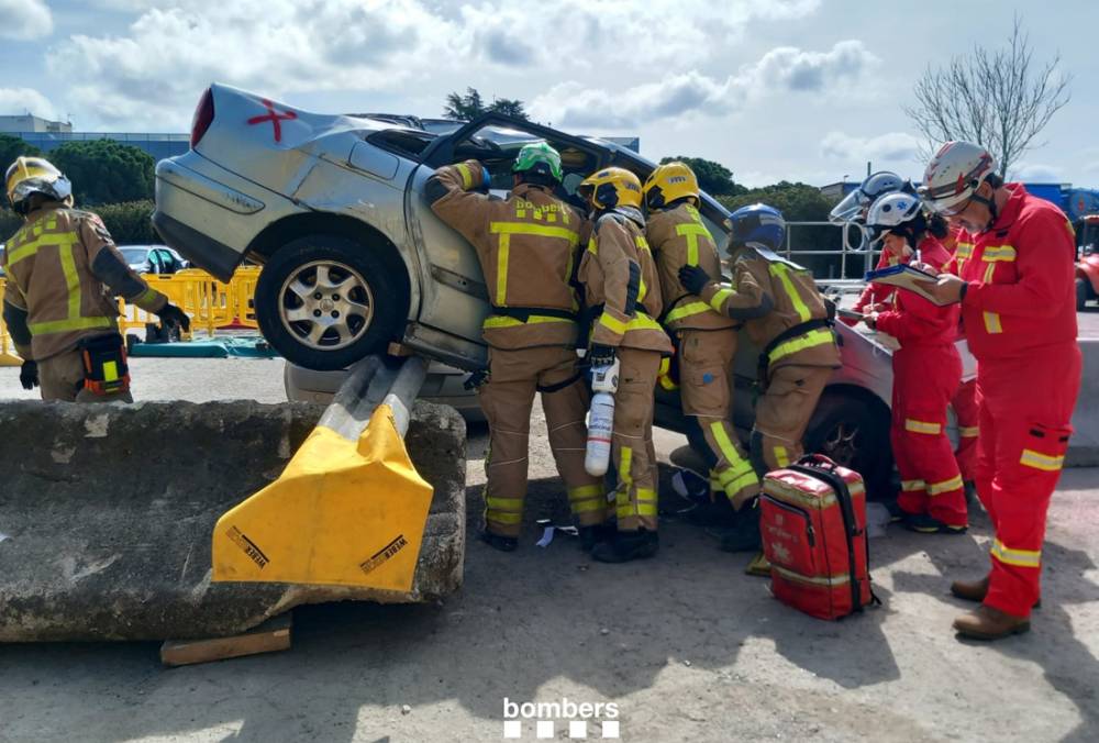 Els Bombers de Cerdanyola guanyen el concurs de rescat en accidents de trànsit
