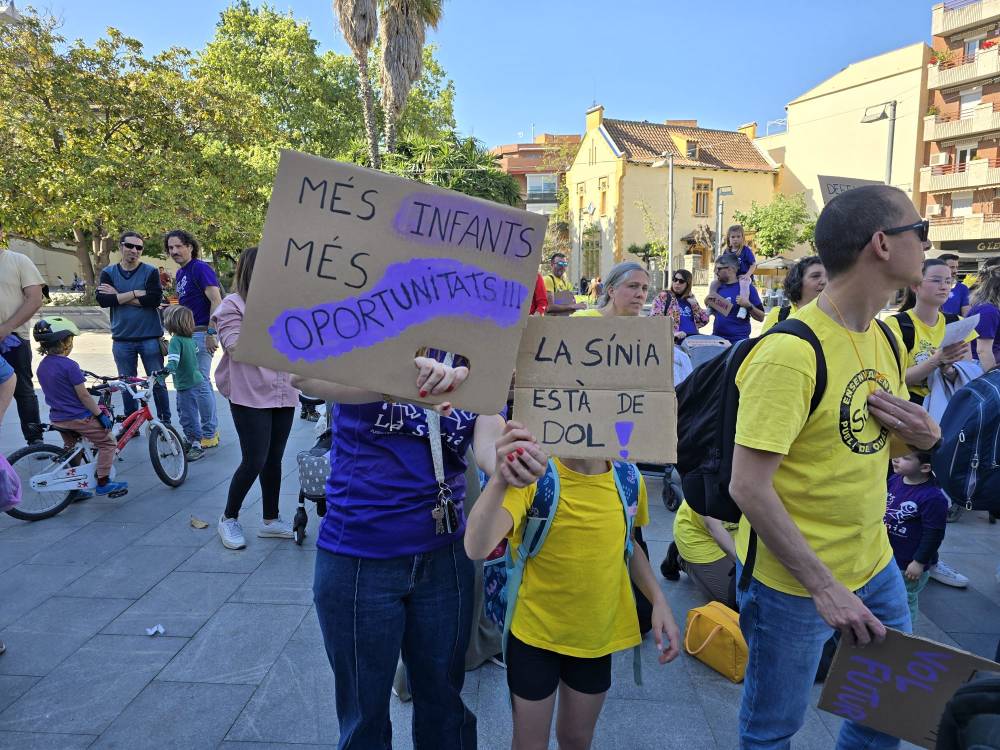 La Sínia es mobilitza contra el tancament d’una línia d’I3 per al proper curs